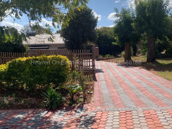 4 Bedroom House to Rent in Vainona