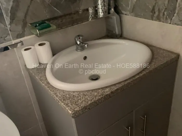 4 Bedroom House to Rent in Vainona