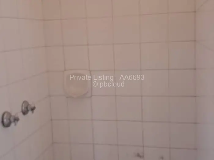 3 Bedroom House for Sale in Bluff Hill, Harare