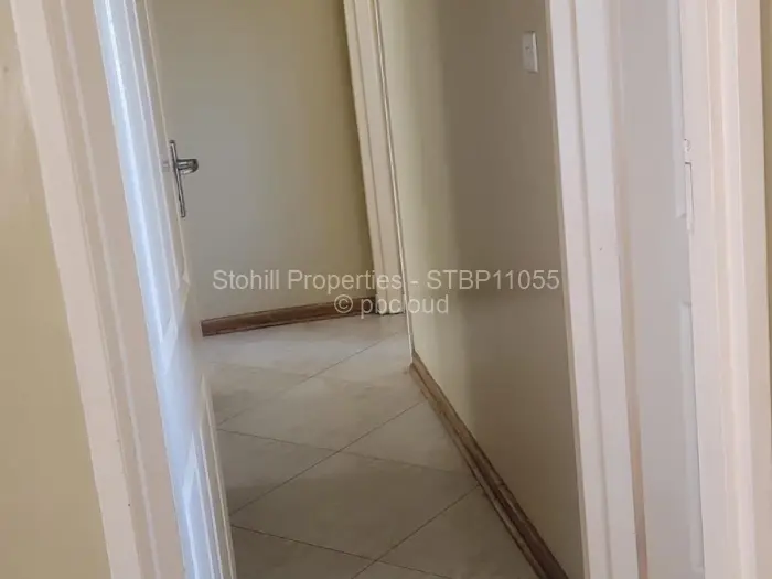 3 Bedroom Cottage/Garden Flat for Sale in Waterfalls, Harare