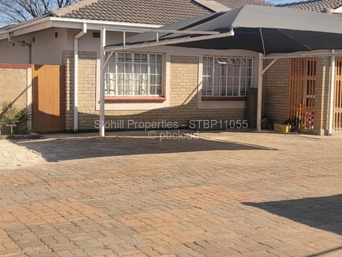 3 Bedroom Cottage/Garden Flat for Sale in Waterfalls, Harare