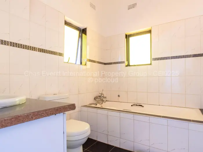 4 Bedroom House to Rent in Shawasha Hills, Harare