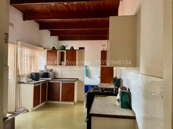 5 Bedroom House for Sale in Greendale North, Harare