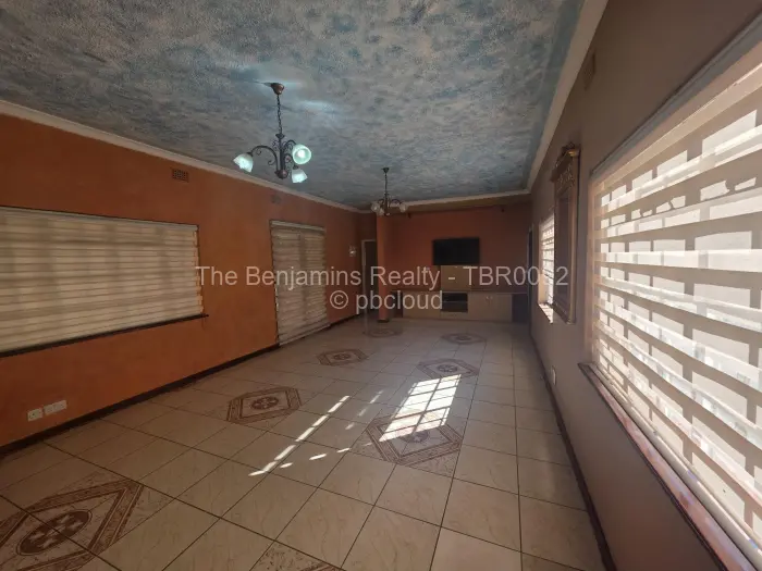 3 Bedroom House to Rent in Avondale West