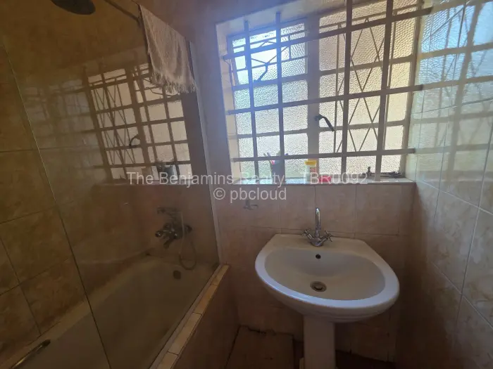 3 Bedroom House to Rent in Avondale West
