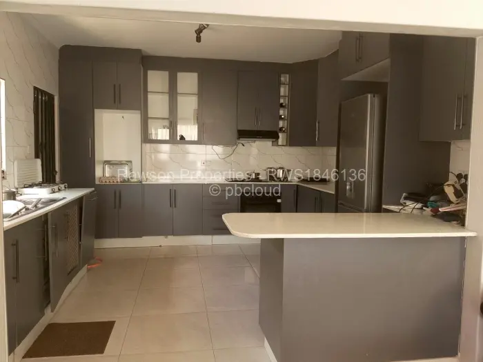 3 Bedroom House for Sale in Ruwa, Ruwa