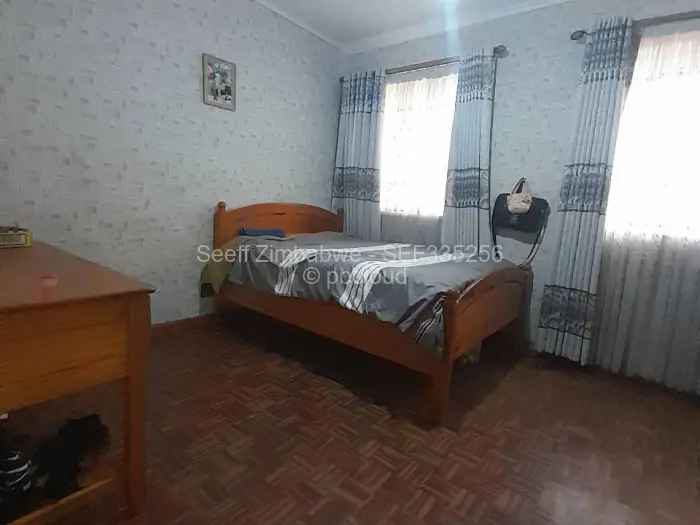 5 Bedroom House for Sale in Sunning Hill, Bulawayo