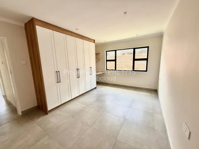 Townhouse/Cluster for Sale in Newlands, Harare