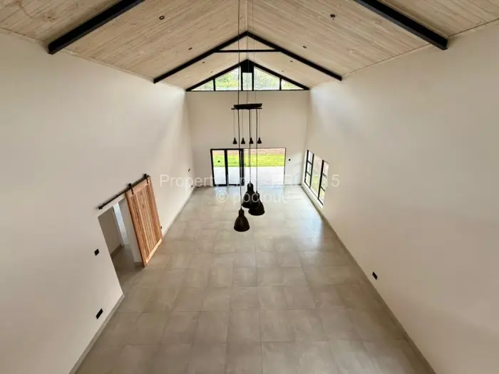 Townhouse/Cluster for Sale in Newlands, Harare