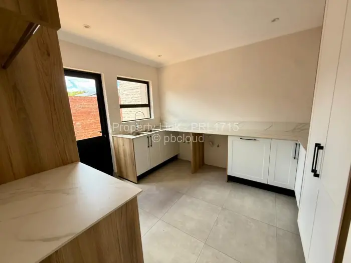 Townhouse/Cluster for Sale in Newlands, Harare