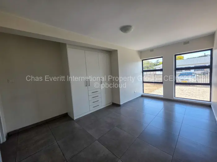 Townhouse/Cluster for Sale in Hillside Byo, Bulawayo