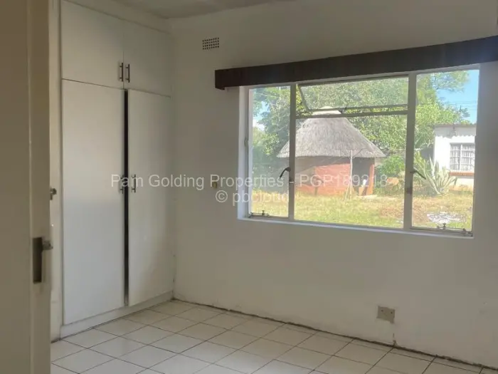 4 Bedroom House to Rent in Borrowdale