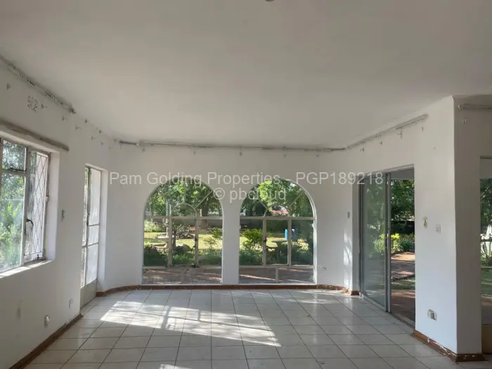 4 Bedroom House to Rent in Borrowdale