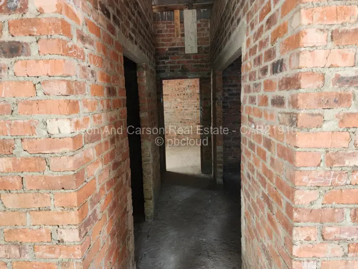 6 Bedroom House for Sale in Shawasha Hills, Harare