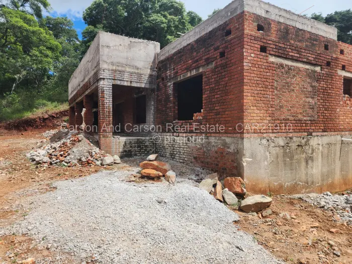 6 Bedroom House for Sale in Shawasha Hills, Harare