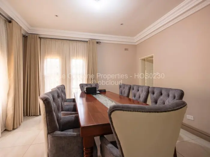 6 Bedroom House for Sale in Quinnington, Harare