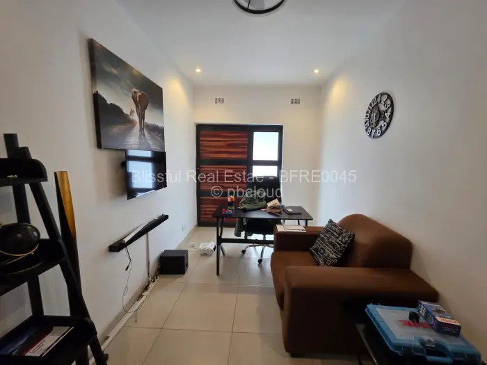 4 Bedroom House to Rent in Carrick Creagh Estate