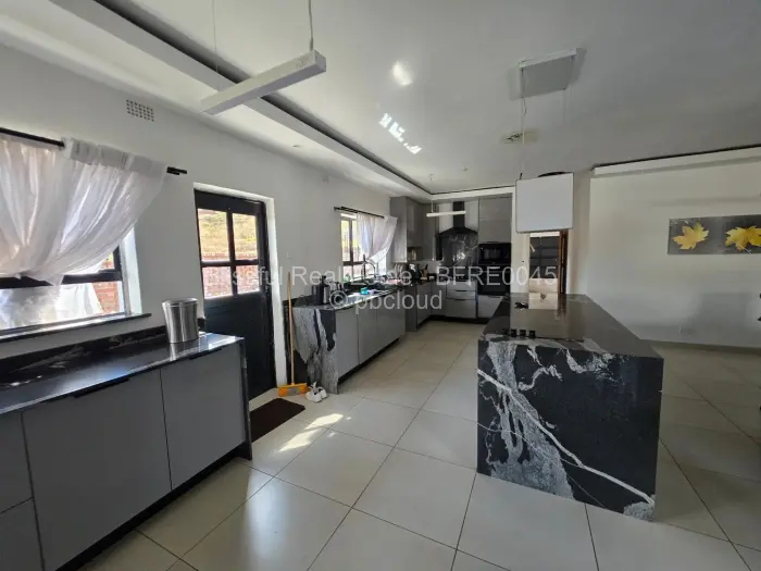 4 Bedroom House to Rent in Carrick Creagh Estate