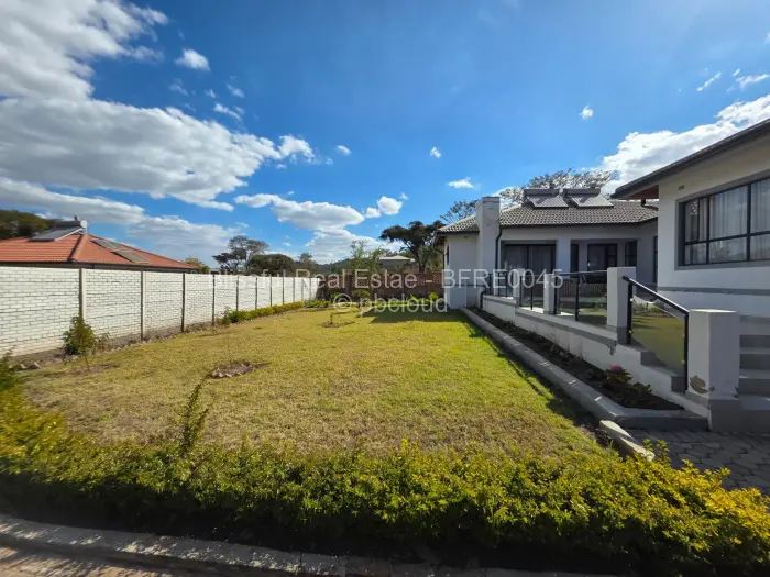 4 Bedroom House to Rent in Carrick Creagh Estate