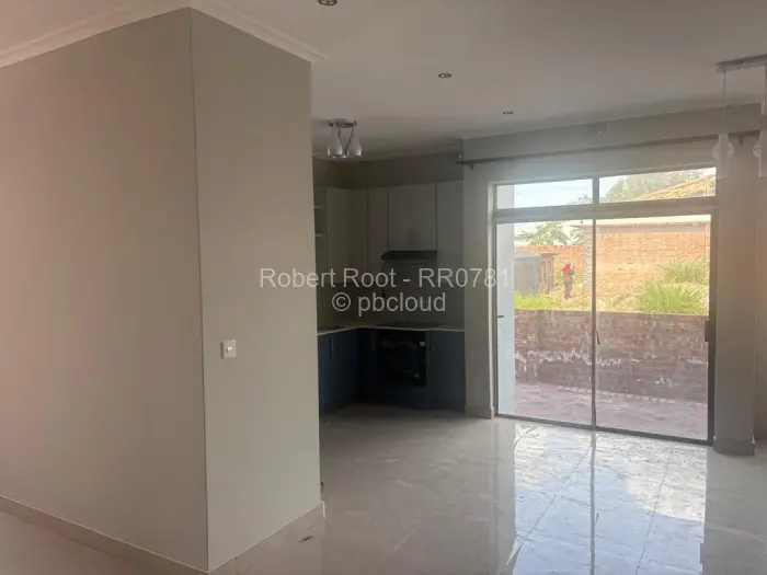 Townhouse/Cluster for Sale in Arlington, Harare