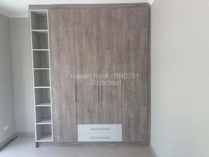 Townhouse/Cluster for Sale in Arlington, Harare