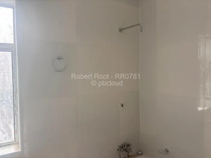 Townhouse/Cluster for Sale in Arlington, Harare