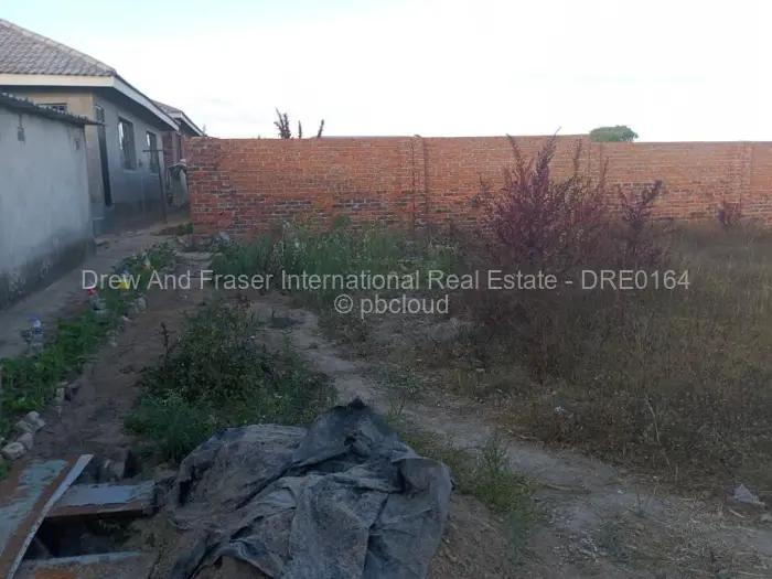 Stand for Sale in Timire Park Ruwa, Ruwa
