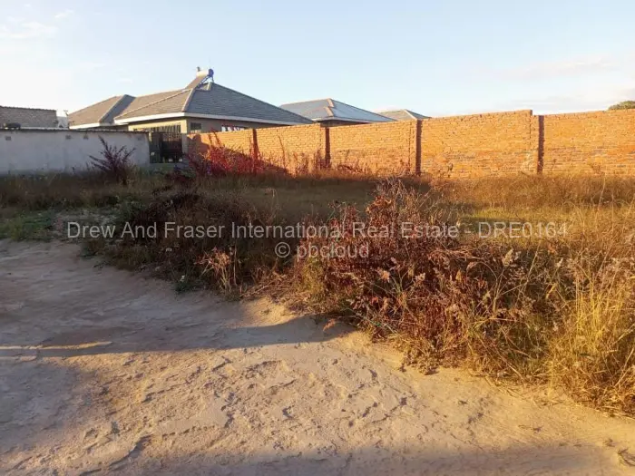Stand for Sale in Timire Park Ruwa, Ruwa