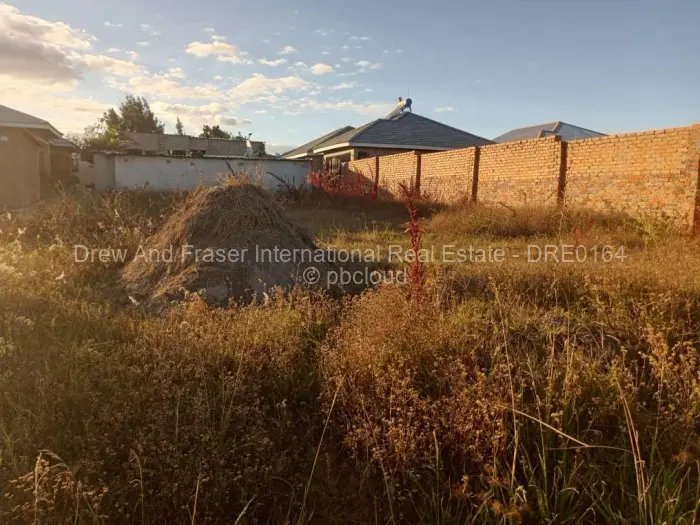 Stand for Sale in Timire Park Ruwa, Ruwa