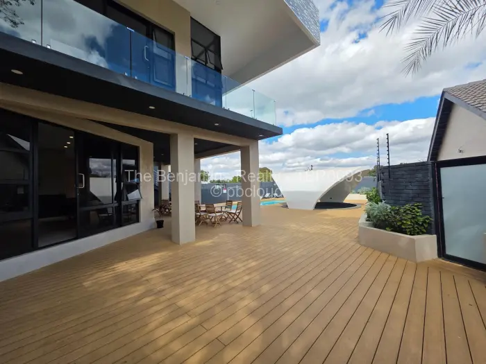 Townhouse/Complex/Cluster to Rent in Borrowdale West