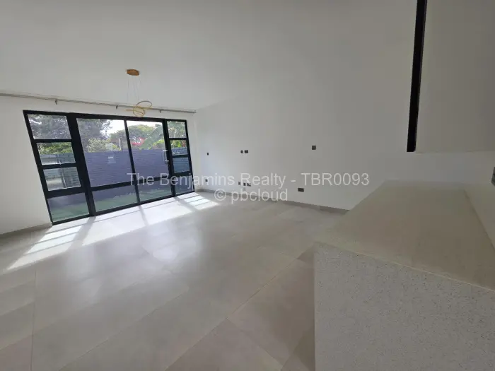 Townhouse/Complex/Cluster to Rent in Borrowdale West