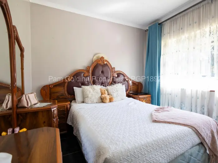 4 Bedroom House for Sale in Borrowdale, Harare