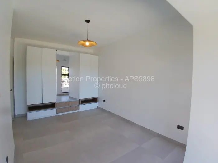 Flat/Apartment to Rent in Borrowdale