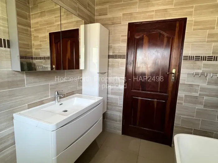 6 Bedroom House for Sale in Borrowdale Brooke, Harare