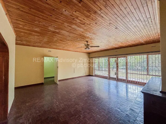 5 Bedroom House to Rent in Kambanji