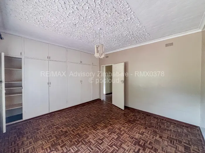 5 Bedroom House to Rent in Kambanji