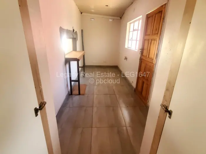5 Bedroom House for Sale in Eastlea, Harare