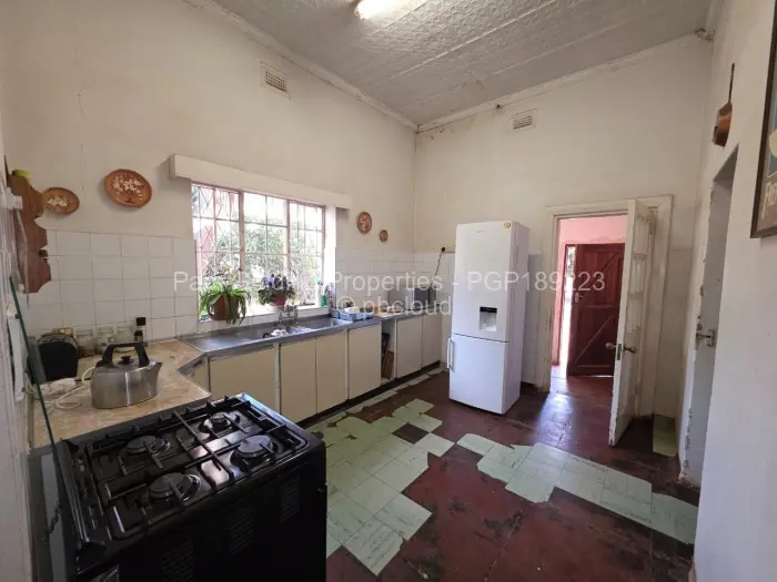 4 Bedroom House for Sale in Suburbs, Bulawayo