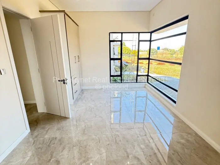 5 Bedroom House for Sale in Mount Pleasant Heights, Harare