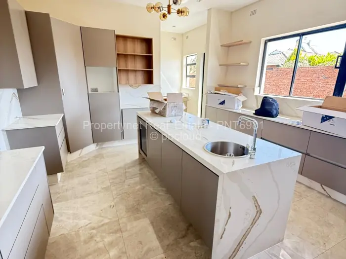 5 Bedroom House for Sale in Mount Pleasant Heights, Harare