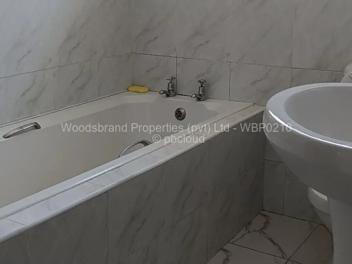 3 Bedroom House to Rent in Msasa Park