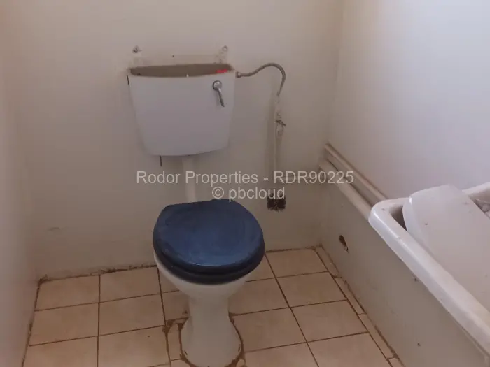 3 Bedroom House for Sale in Matsheumhlope, Bulawayo