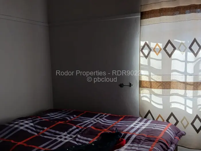 3 Bedroom House for Sale in Matsheumhlope, Bulawayo