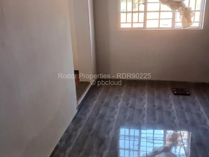 3 Bedroom House for Sale in Matsheumhlope, Bulawayo