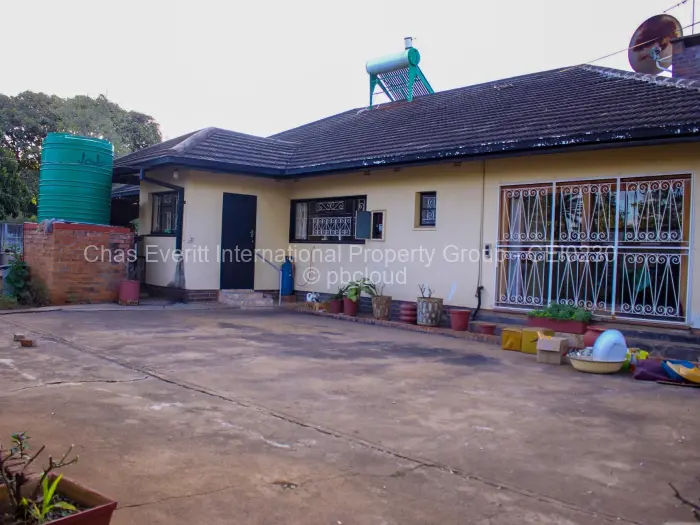 Office to Rent in Kumalo, Bulawayo