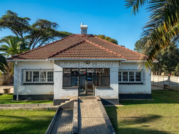 Warehouse/Industrial for Sale in Eastlea, Harare