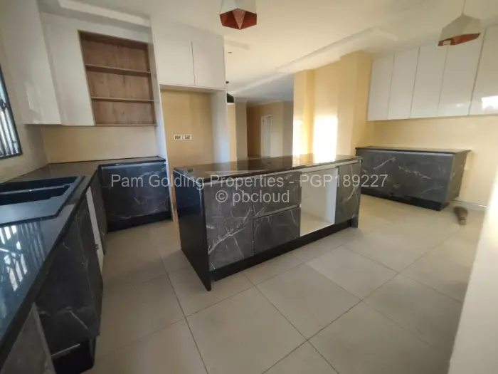 4 Bedroom House to Rent in Greendale
