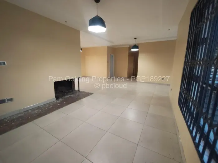 4 Bedroom House to Rent in Greendale