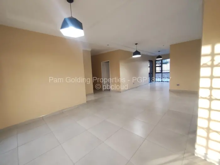 4 Bedroom House to Rent in Greendale