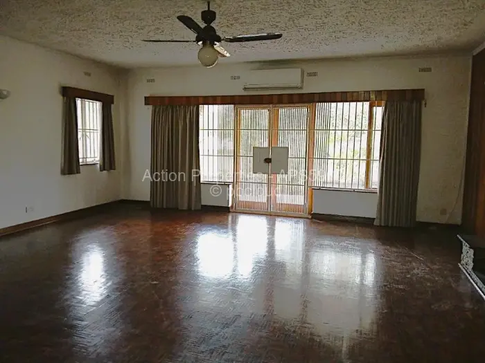 4 Bedroom House to Rent in Mount Pleasant